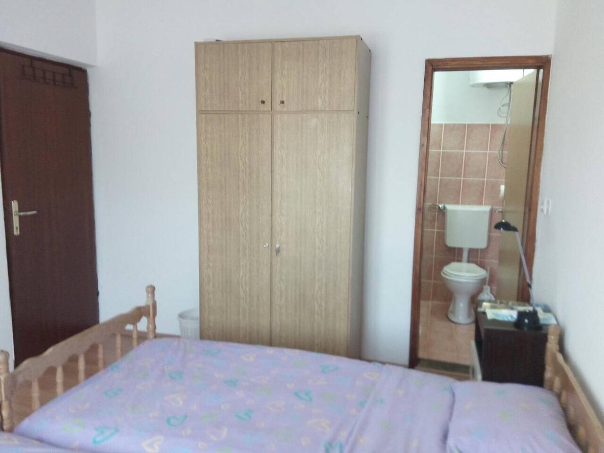 Guesthouse Djurisic 헤르섹 외부 사진