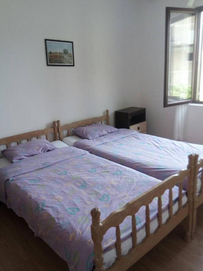 Guesthouse Djurisic 헤르섹 외부 사진