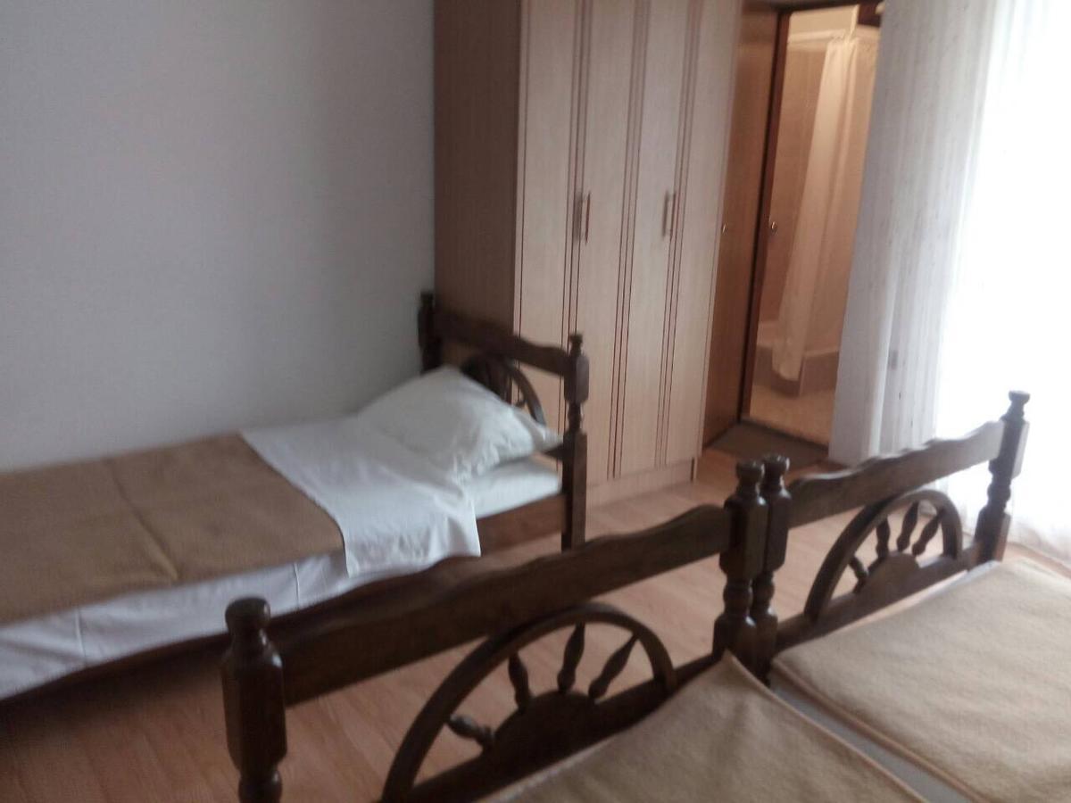 Guesthouse Djurisic 헤르섹 외부 사진